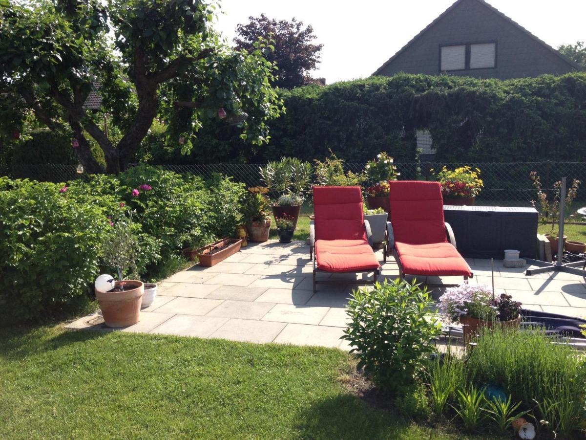 4 Zimmerwohnung Zentrale Lage Wendeburg Buitenkant foto
