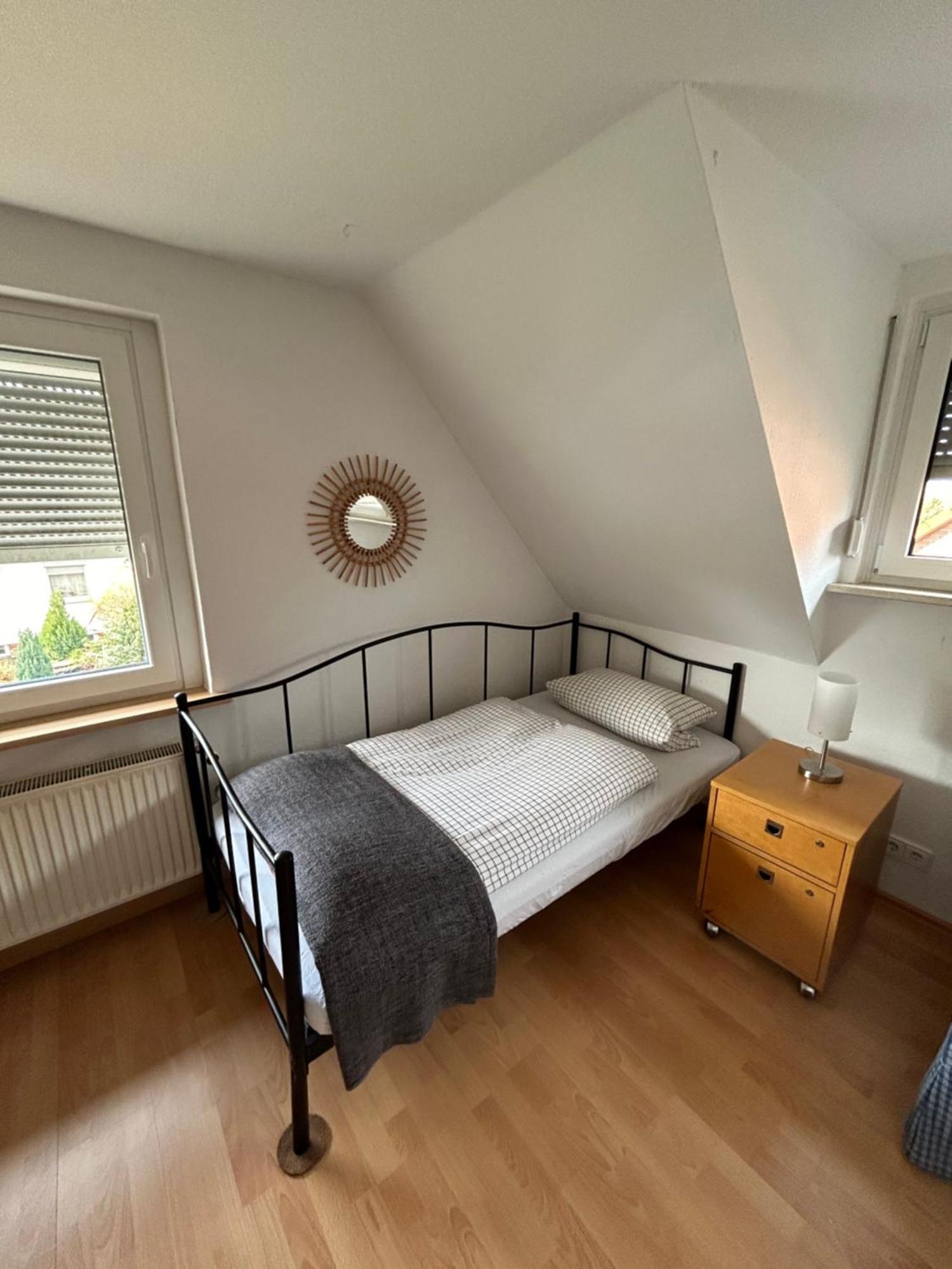 4 Zimmerwohnung Zentrale Lage Wendeburg Buitenkant foto
