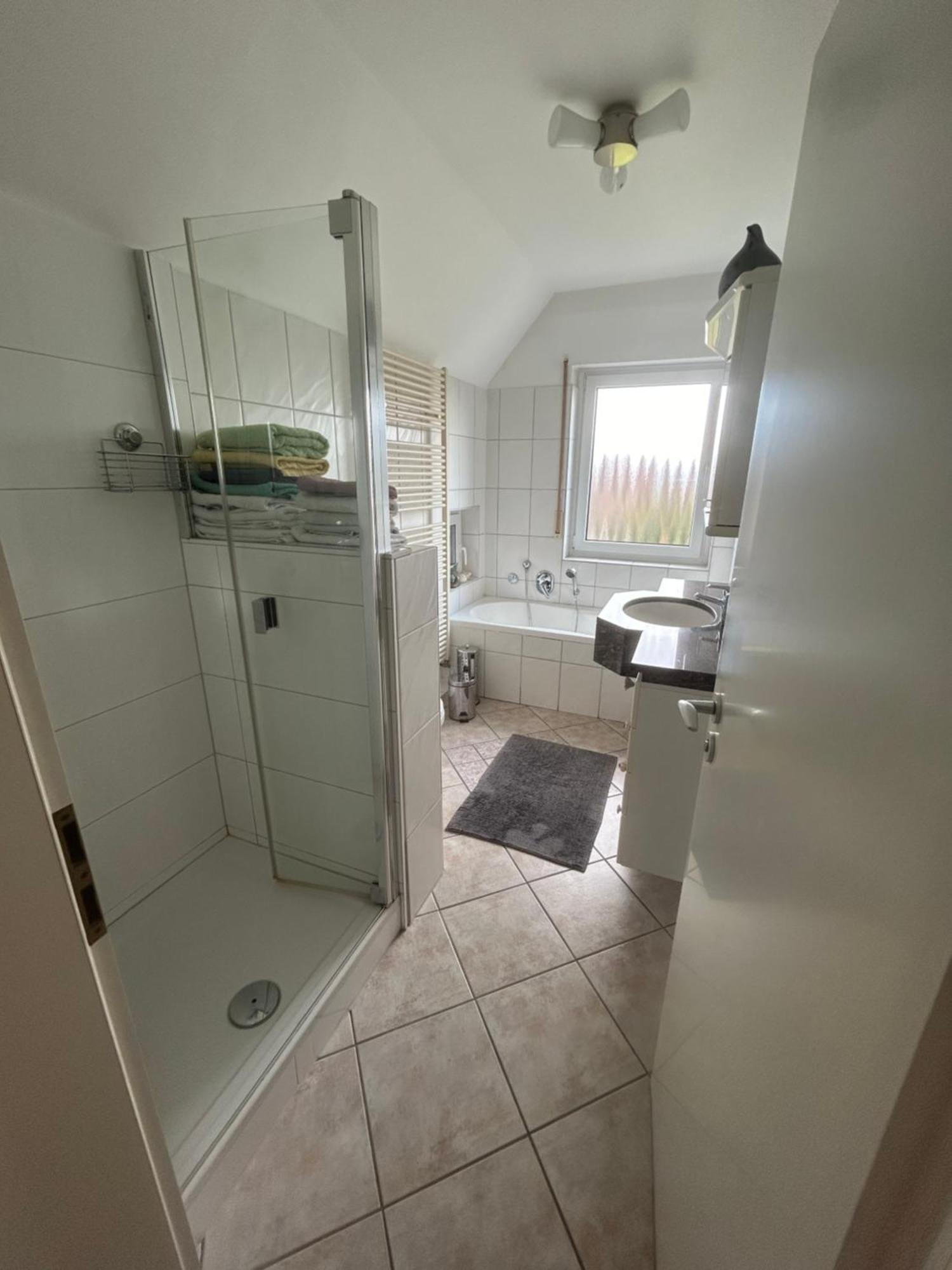4 Zimmerwohnung Zentrale Lage Wendeburg Buitenkant foto