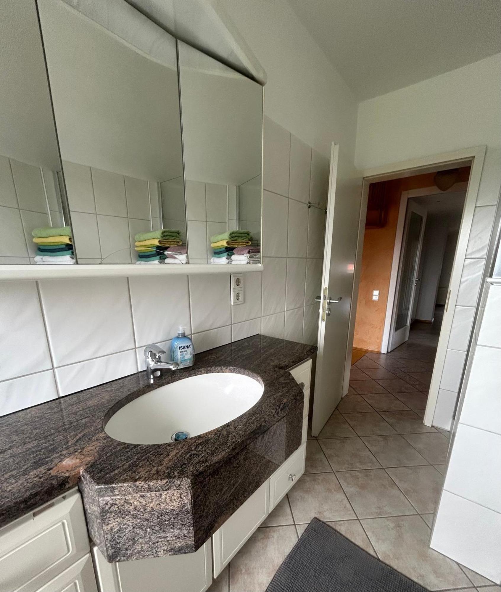 4 Zimmerwohnung Zentrale Lage Wendeburg Buitenkant foto